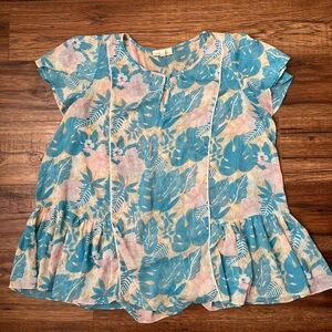 Mod Cloth Floral Blue and Pink Lightweight Breathable Blouse Ruffle Hem Women 1X